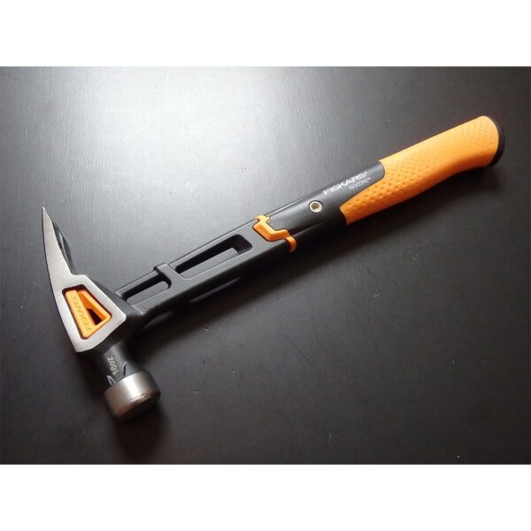 FISKARS 16OZ Finishing Hammer Medium